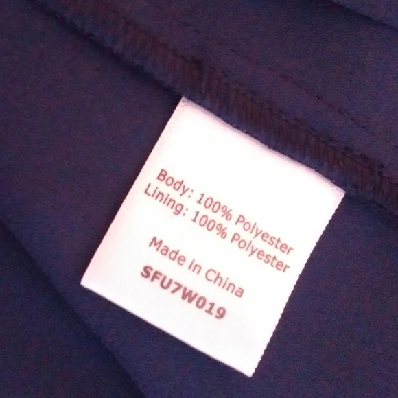 *SOLD on eBay* 41 Hawthorn Loose Slit Back Sleeveless Blouse - Picture 6 of 8